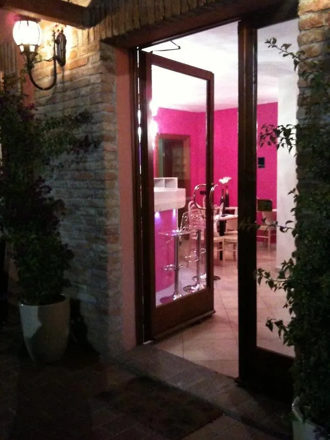 Hotel Le Corti Pitstop Ferrara