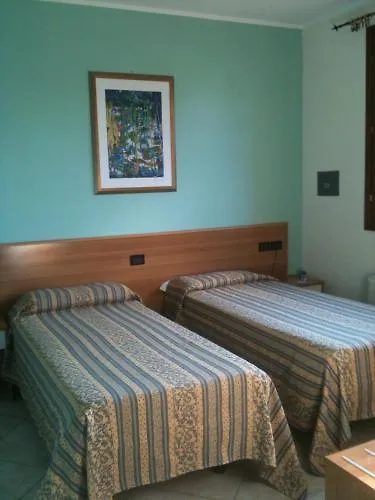 Hotel Le Corti Pitstop Ferrara