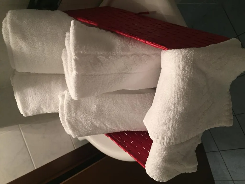 Hotel Le Corti Pitstop Ferrara 2*,  Italien