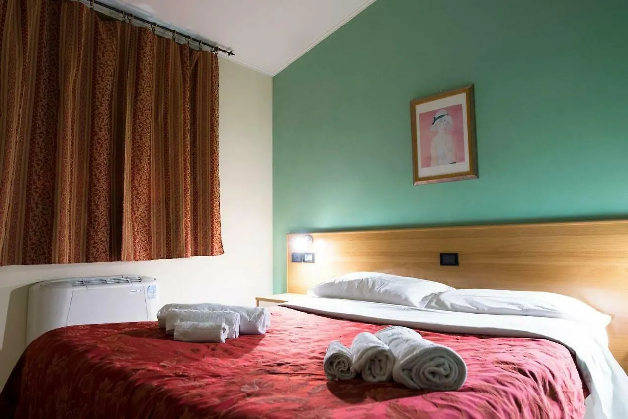 **  Hotel Le Corti Pitstop Ferrara Italien