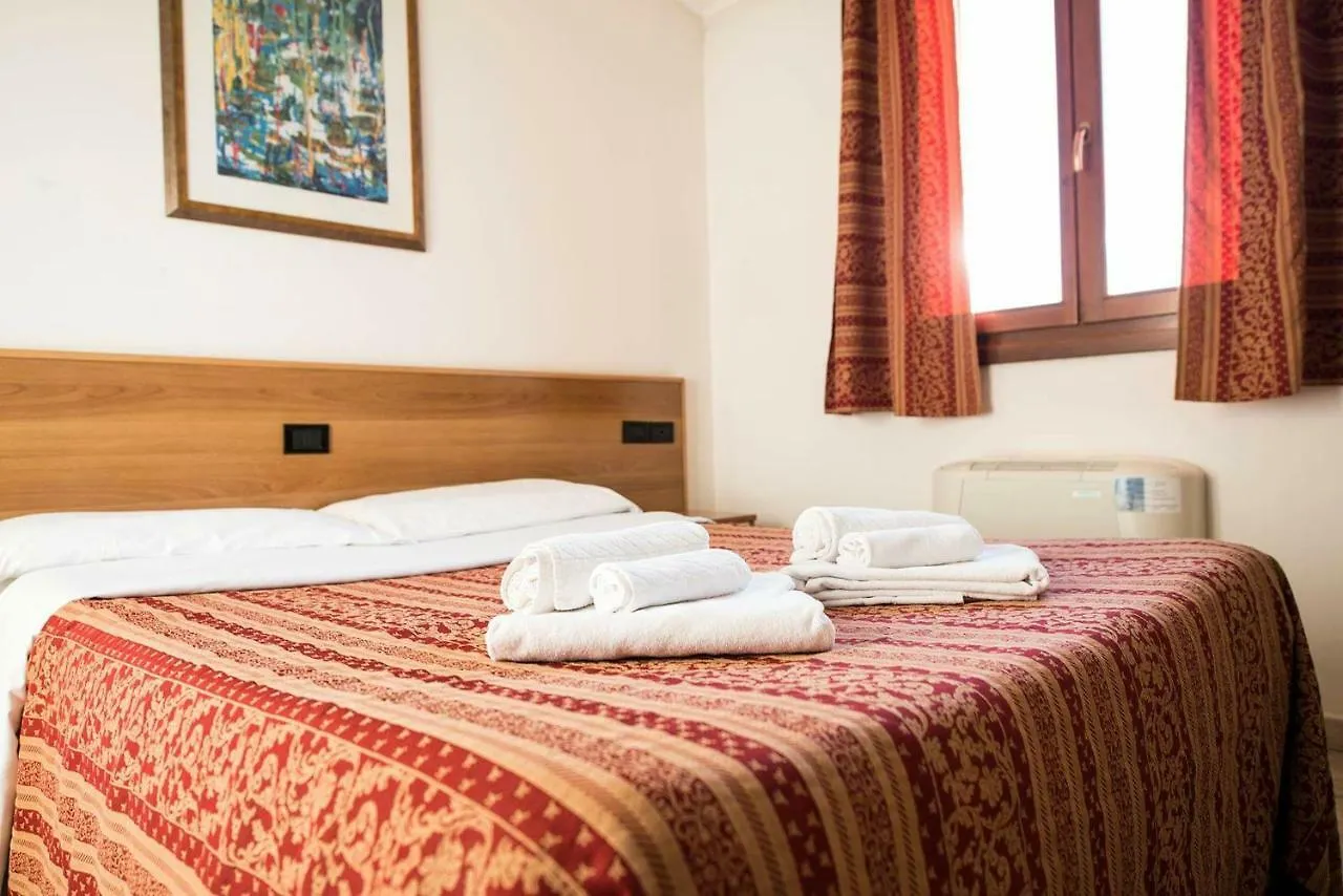 Hotel Le Corti Pitstop Ferrara